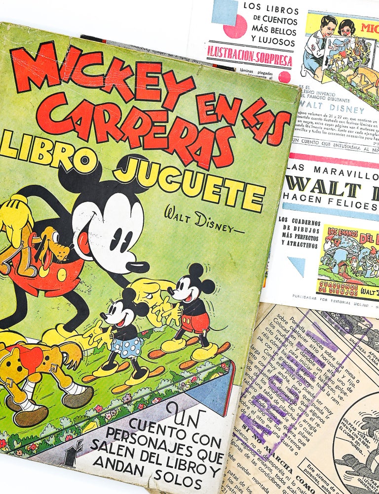 MICKEY EN LAS CARRERAS [MICKEY MOUSE WADDLE BOOK]