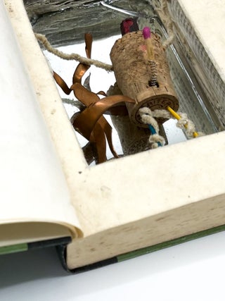 Book Sculpture THE EXHIBITIONIST. Bruno Pasquier-Desvignes, Henry Sutton.