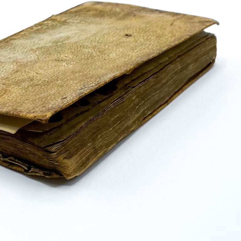 DE LITERATORUM ET EORUM QUI MAGISTRATIBUS
