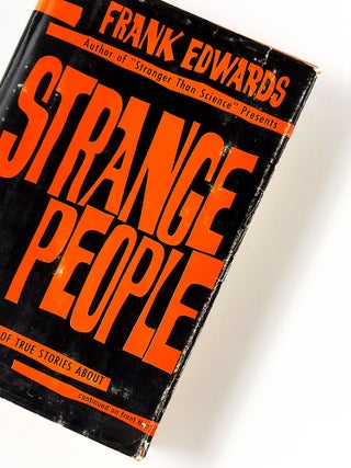 STRANGE PEOPLE. Frank Edwards.
