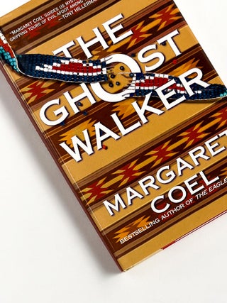 THE GHOST WALKER. Margaret Coel.