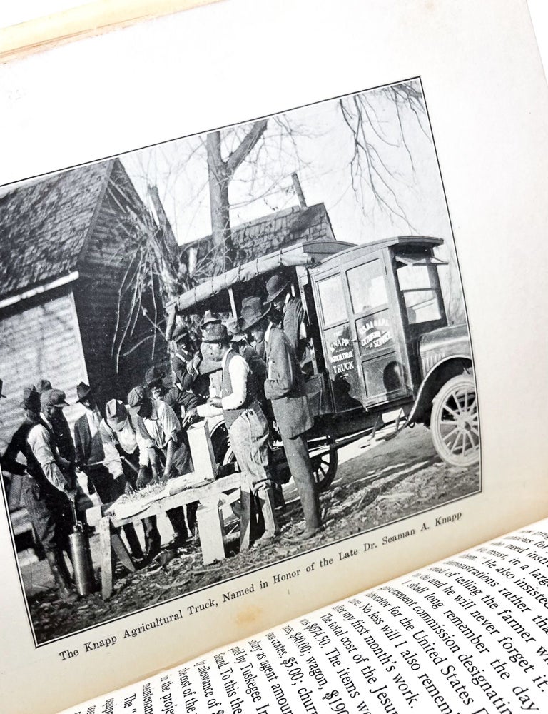THE MOVABLE SCHOOL GOES TO THE NEGRO FARMER