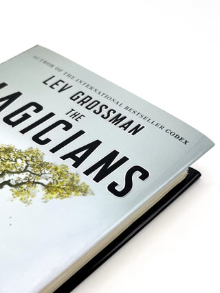 Item #55807 THE MAGICIANS. Lev Grossman